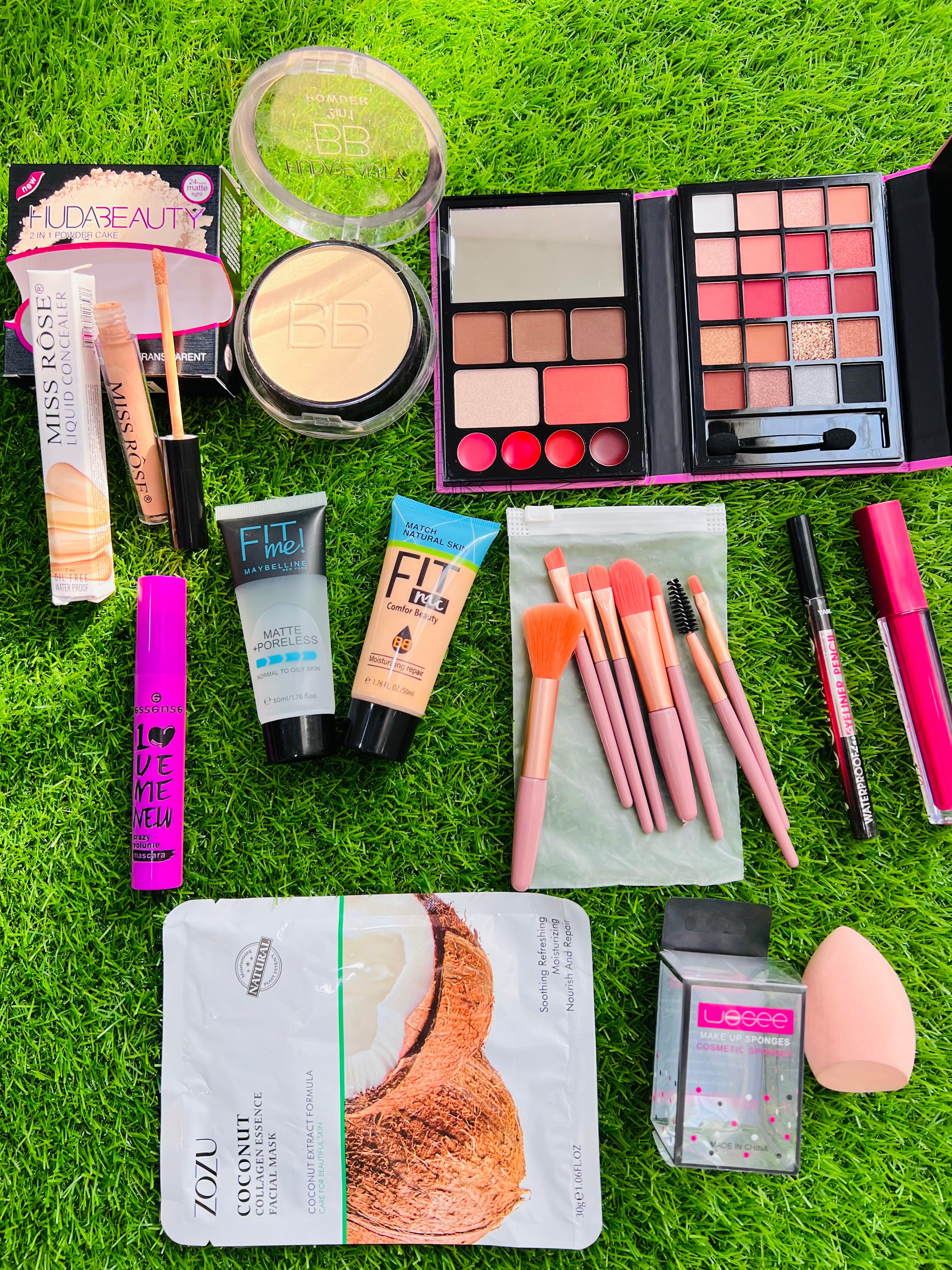 Makeup Lover’s Essential Pack – Every beauty essential in one deal ...